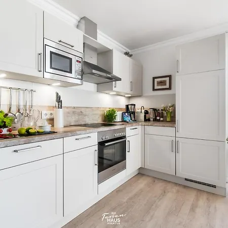 Spinnaker Apartment